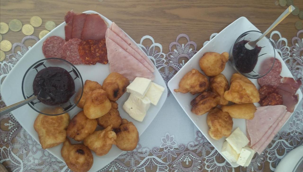 Village House Popovic 자블야크 외부 사진