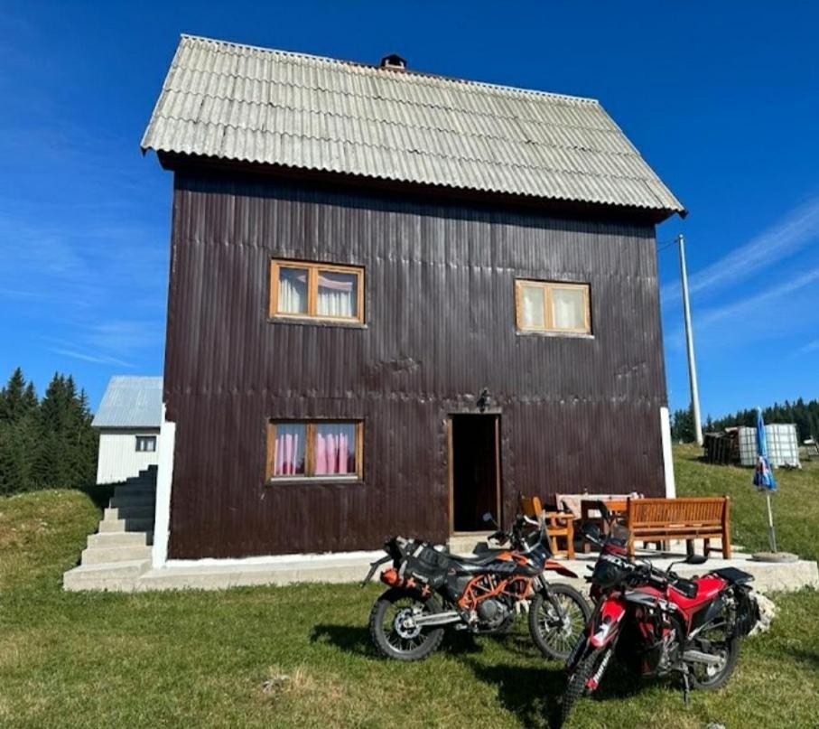Village House Popovic 자블야크 외부 사진